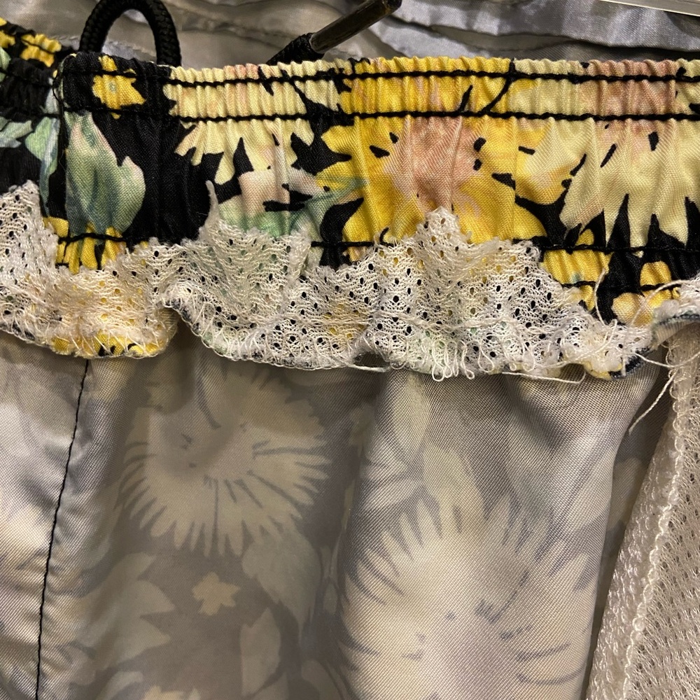 Set Of (2) Men’s Swimming Trunks Design  Sunflower Print & Tropical Large - Picture 9 of 9